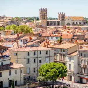 photo vu de haut de la ville de Montpellier