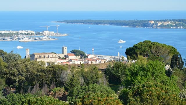 location de box à Cannes Annexx